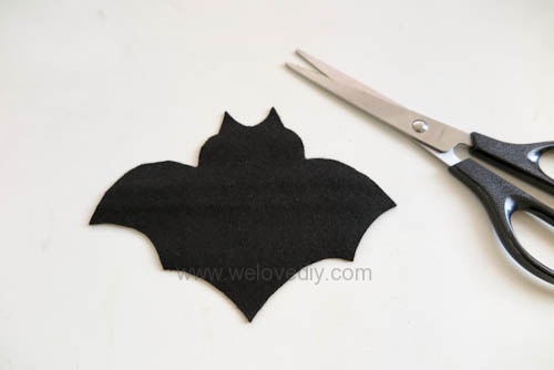 DIY 萬聖節嚇人的應景毛氈不織布蝙蝠造型杯墊 (2)