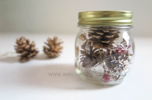 DIY 聖誕節應景松果玻璃罐子擺飾 (3)