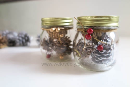 DIY 聖誕節應景松果玻璃罐子擺飾 (5)