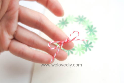 DIY Handmade Christmas Wreath Card 聖誕節花圈造型打洞器剪紙卡片手作耶誕賀卡 (6)